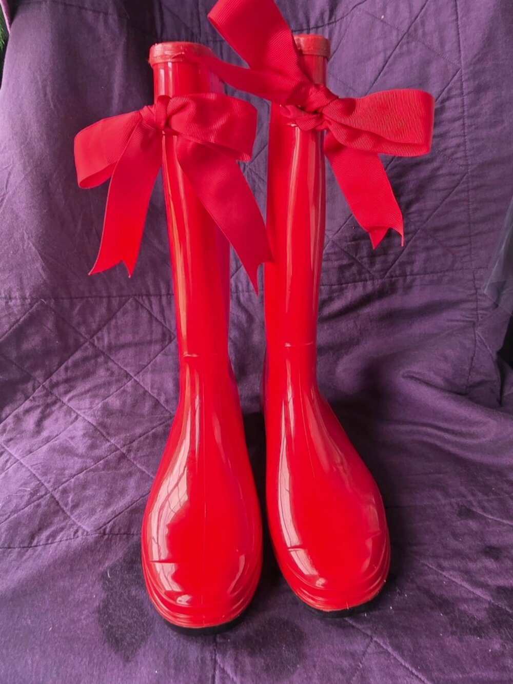 Cute Bright Red Rubber Boots with Bows / Size 7